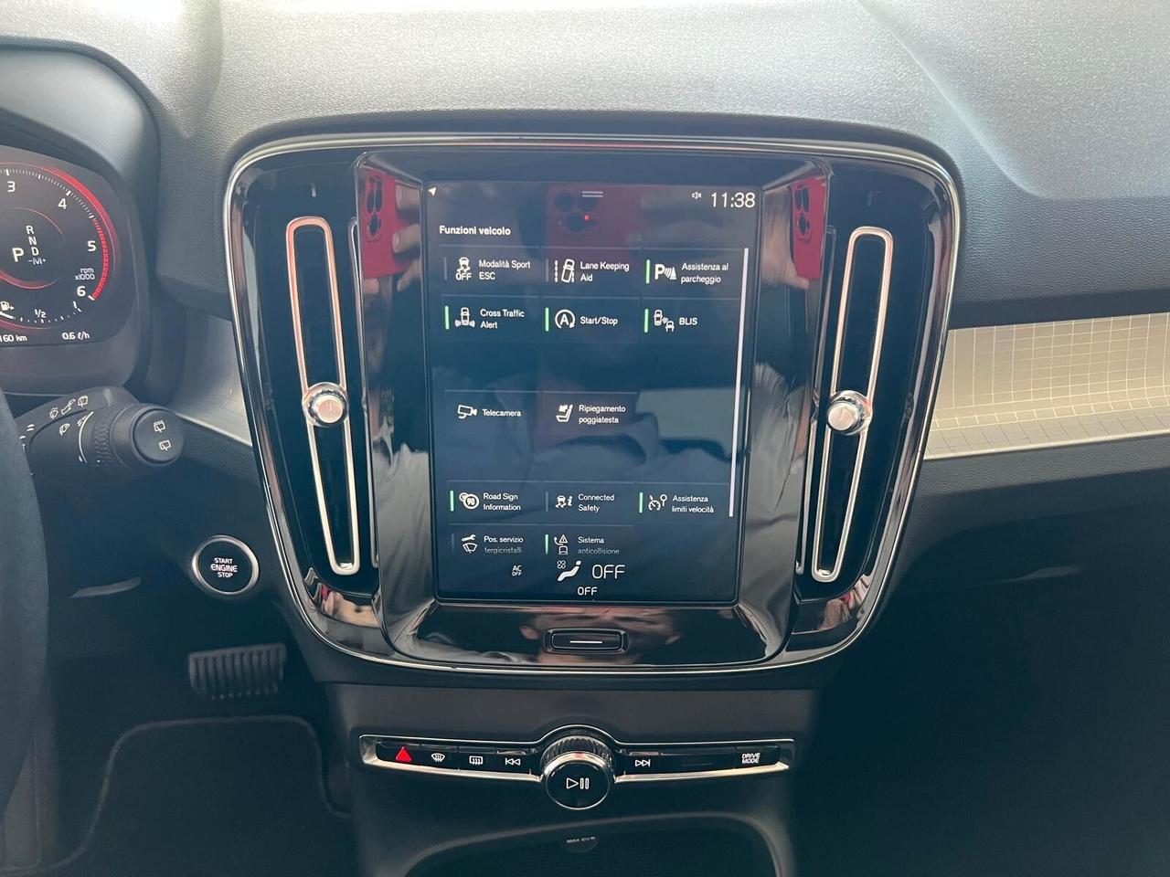 Volvo XC40 D4 AWD Geartronic R-design