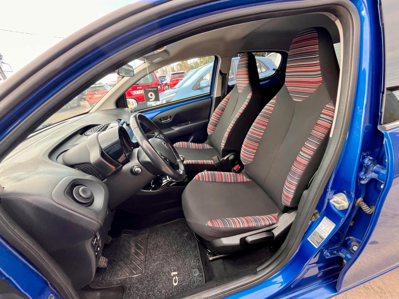 Citroen C1 VTi 72 S&S 5 porte Shine - Neopatentati