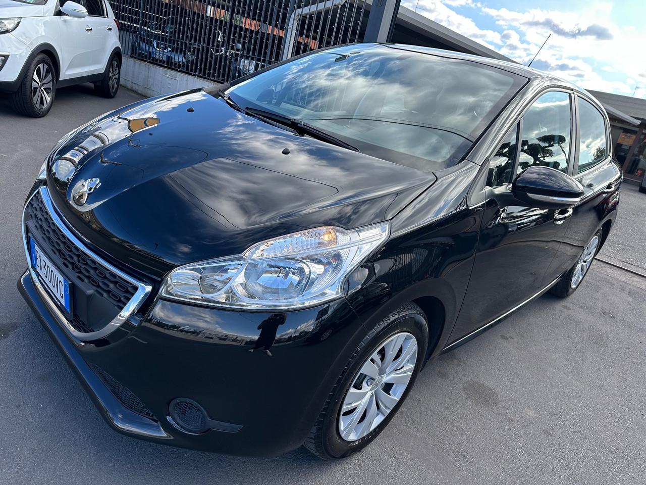 Peugeot 208 1.4 HDi 68 CV 5 porte Active