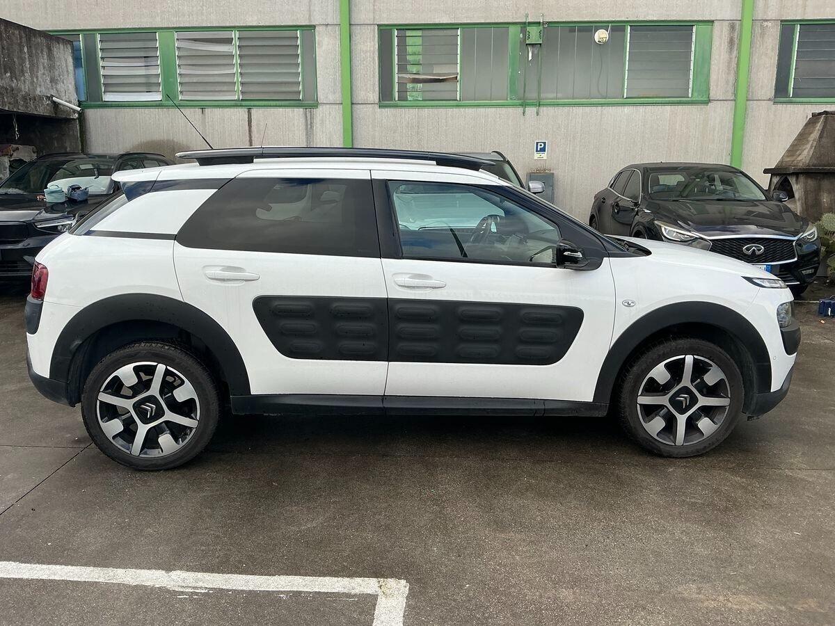 Citroen C4 Cactus BlueHDi 100 Shine
