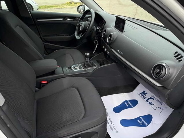 AUDI A3 SPB 1.6 TDI 116 CV Business