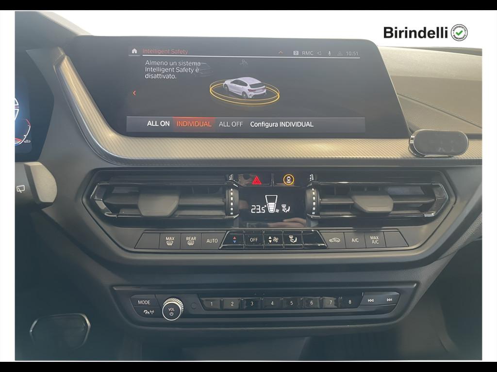 BMW Serie 1 (F40) - 118d 5p. Msport