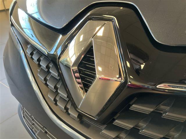 RENAULT Clio 1.6 E-Tech hybrid Zen 140cv auto my21