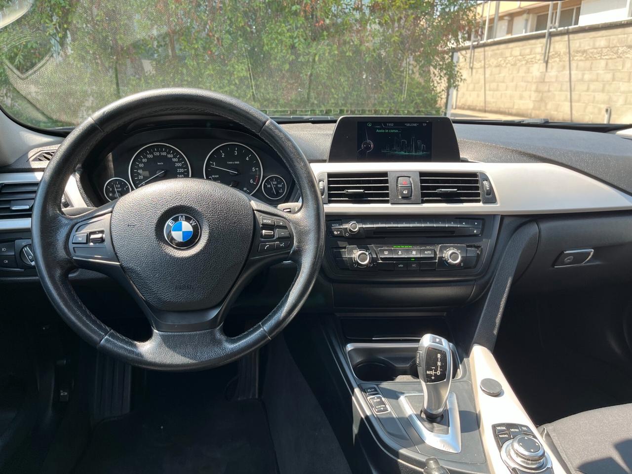 Bmw 318 d 143cv Touring Business AUTOM. NAVI/PDC/TEL PERFETTA!!
