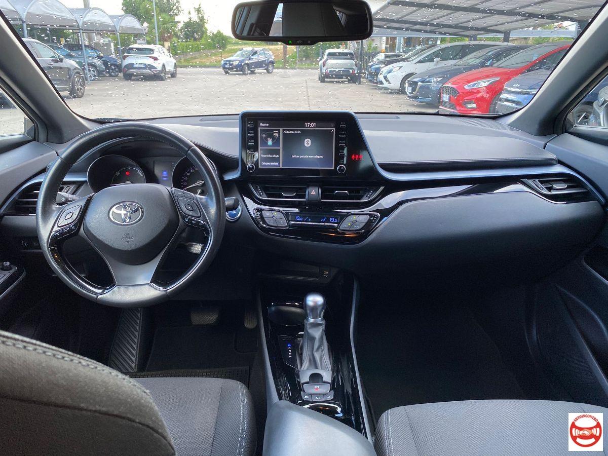 TOYOTA - C-HR 1.8h Trend e-cvt Hybrid