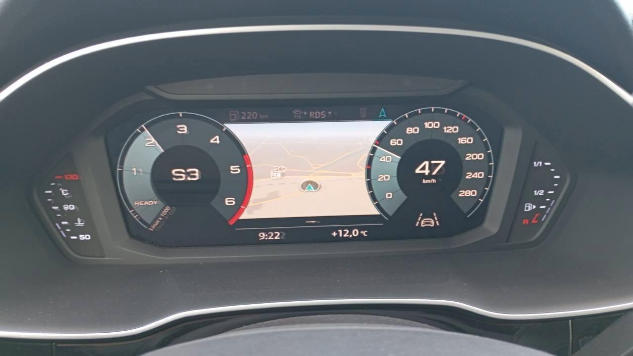 Audi Q3 2.0 TDI 150 CV Sport