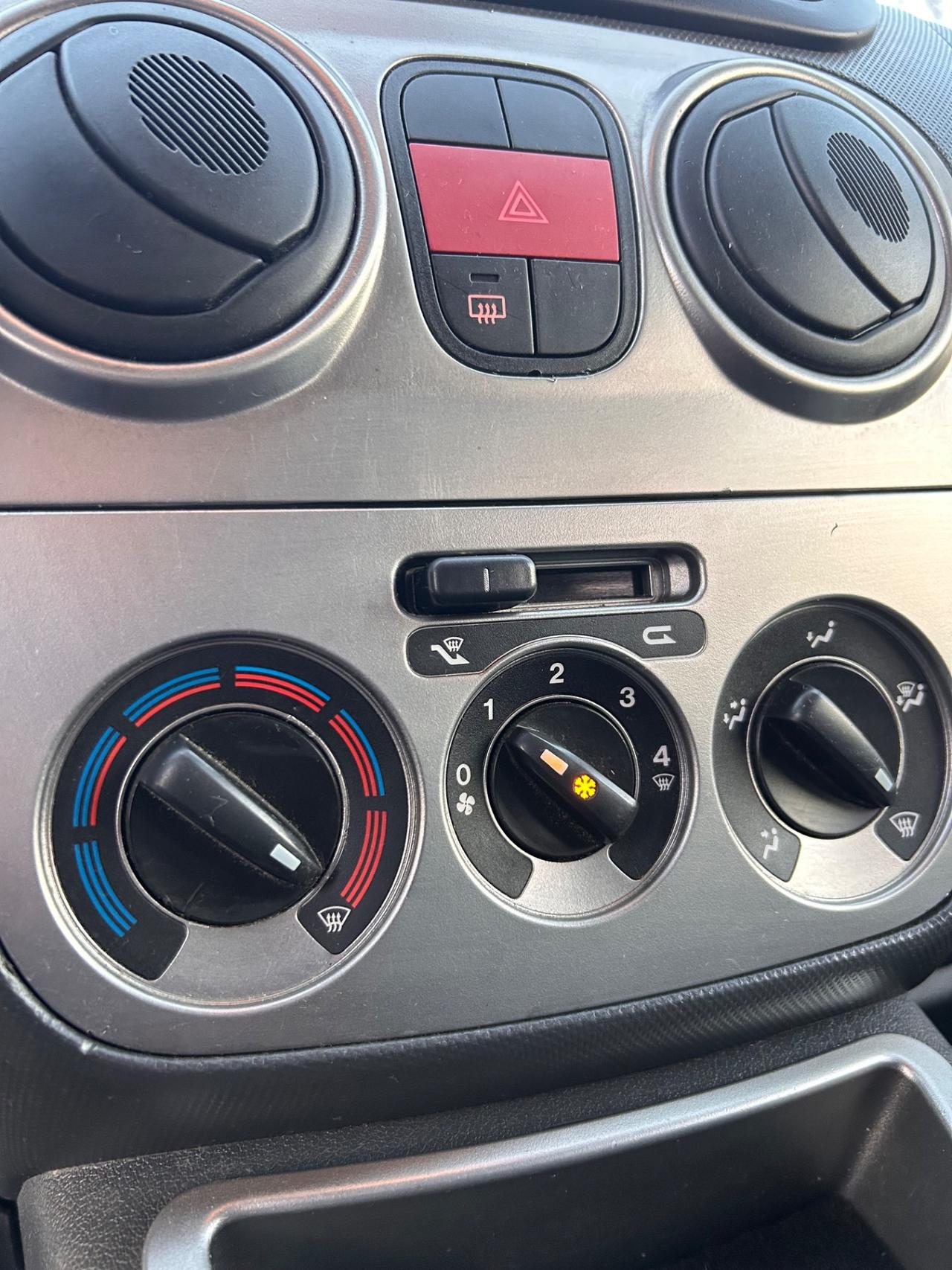 Fiat Qubo 1.4 8V 73 CV Dynamic