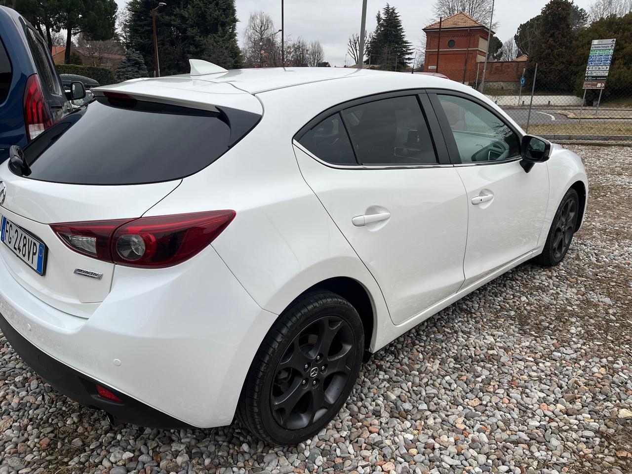 Mazda 3 Mazda3 1.5 Skyactiv-D Exceed Si Permuta Ok Neopatentato