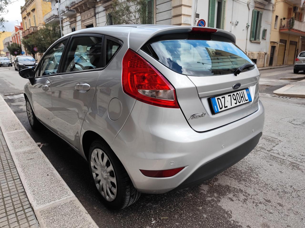 Ford Fiesta 1.4 BENZ/GPL 97CV PERFETTA