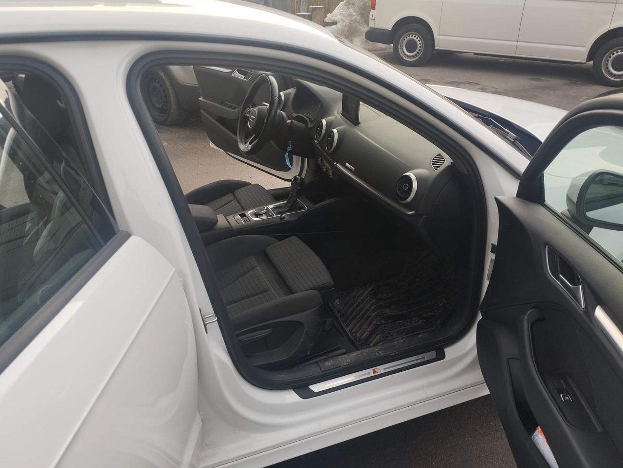 Audi A3 SPB 2.0 TDI Design quattro edition