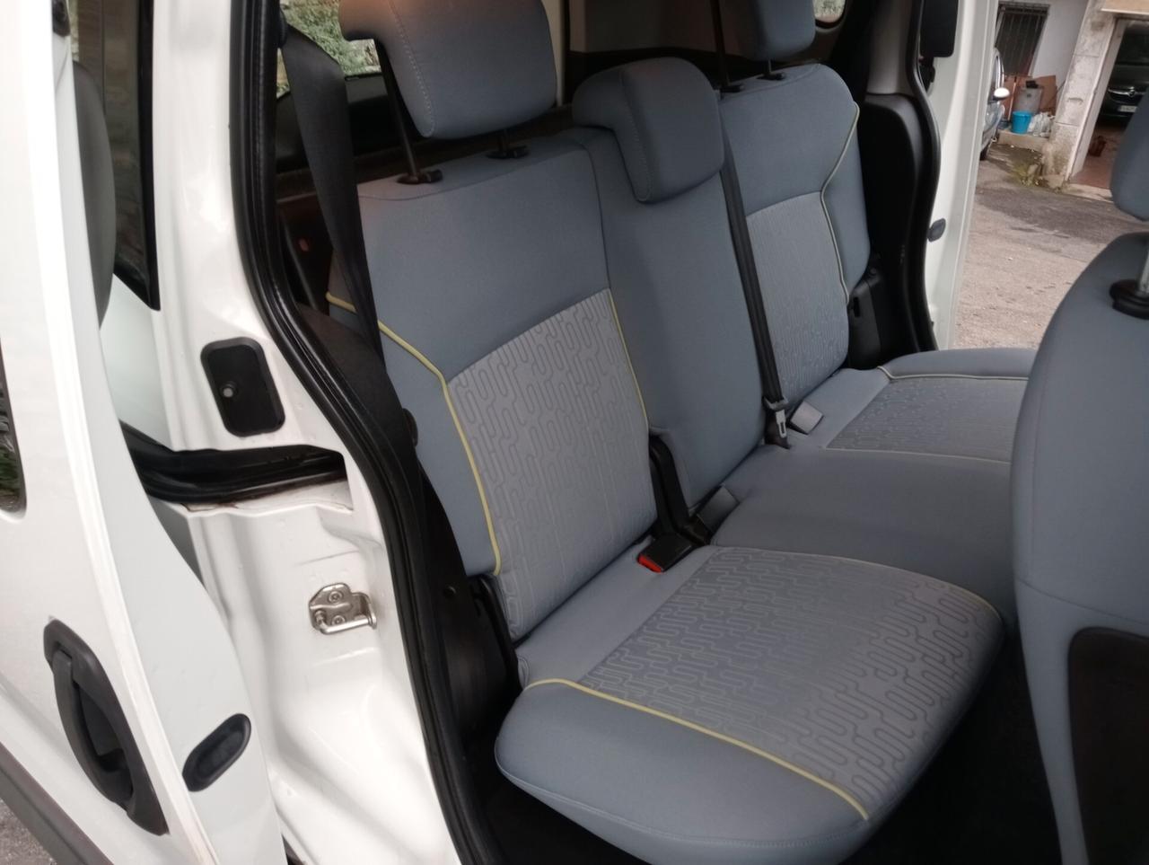 Peugeot Bipper Tepee 1.4 75CV Outdoor