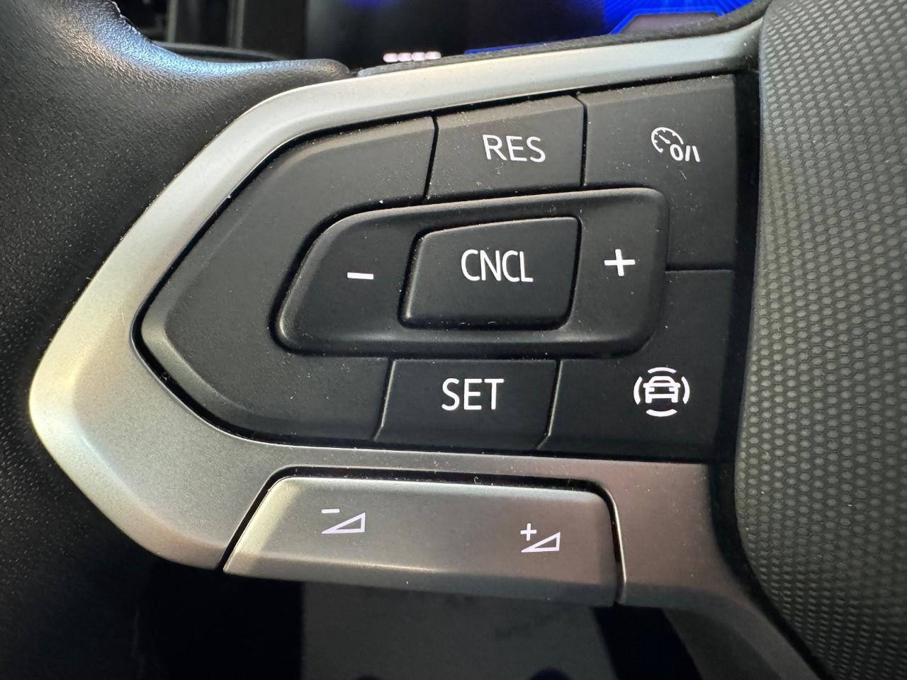 Volkswagen Polo 1.0 tsi Life 95cv dsg