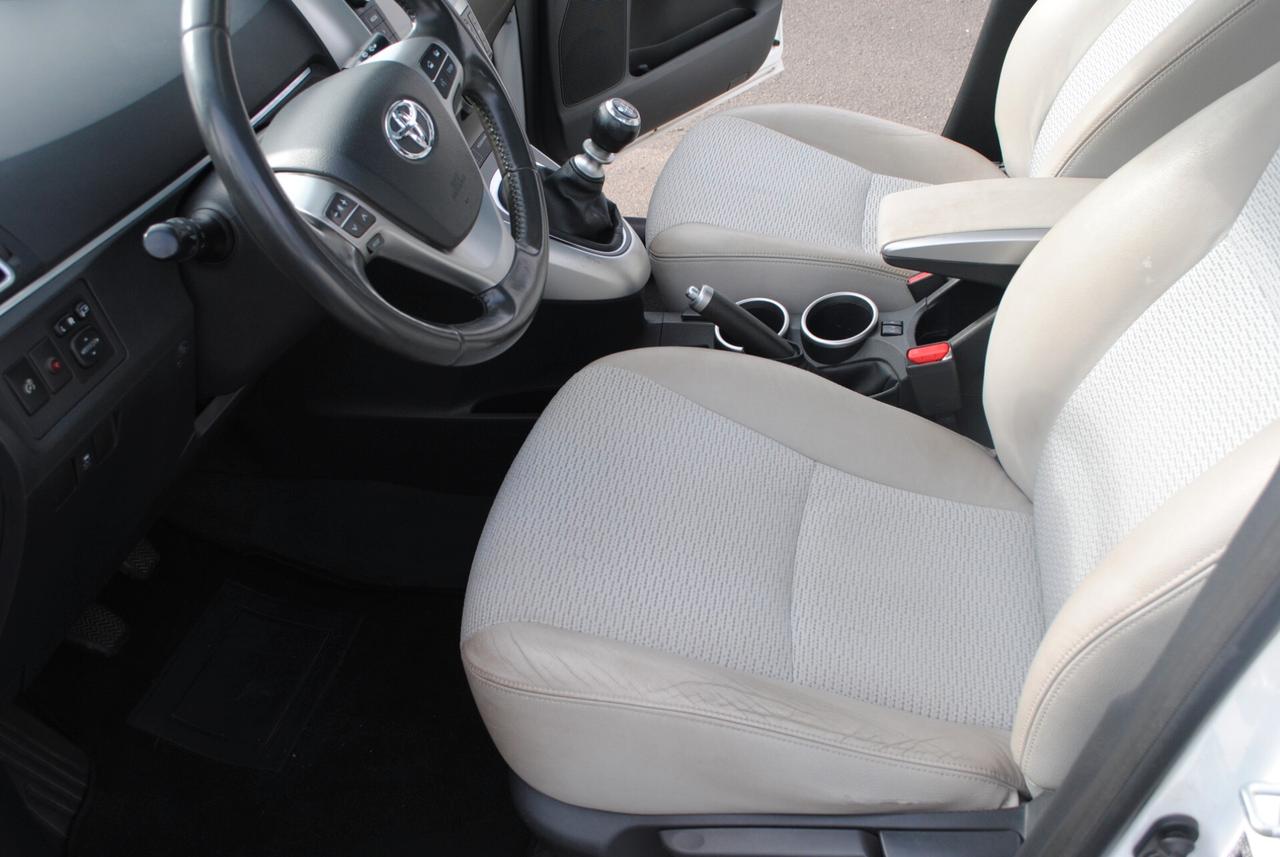 TOYOTA VERSO 1.6 D 111 CV, 7 POSTI, OK NEOPATENTATI