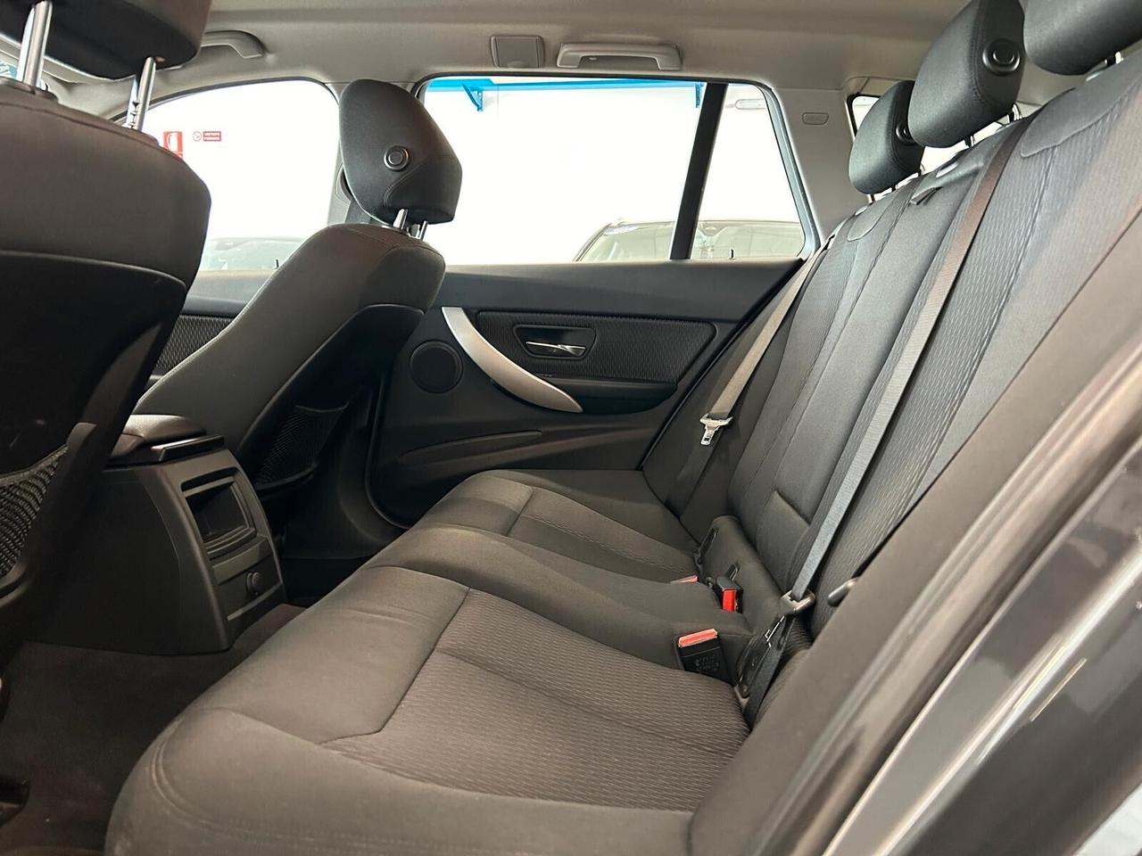 Bmw 320 d Touring BUSINESS ADVANTAGE 6mt