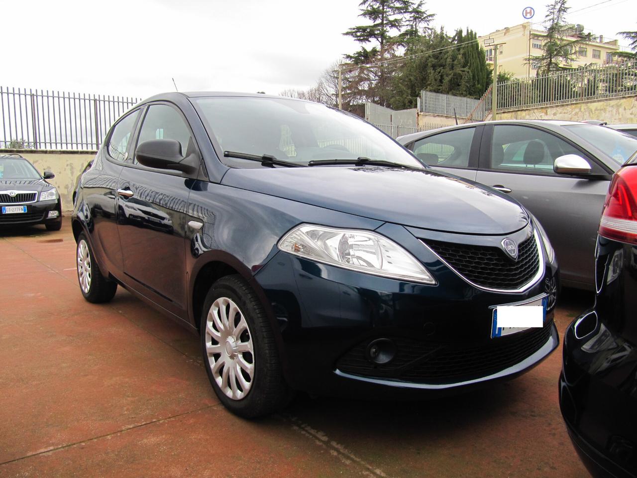 Lancia Ypsilon 1.2 69 CV GPL Ecochic Silver - BENZINA-GPL