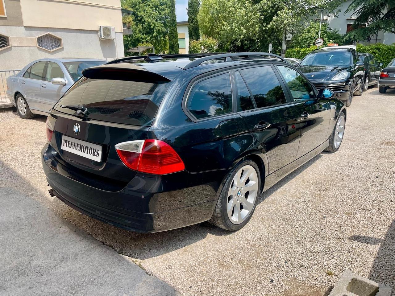 Bmw 320d AUTOMATICA NAVI TETTUCCIO