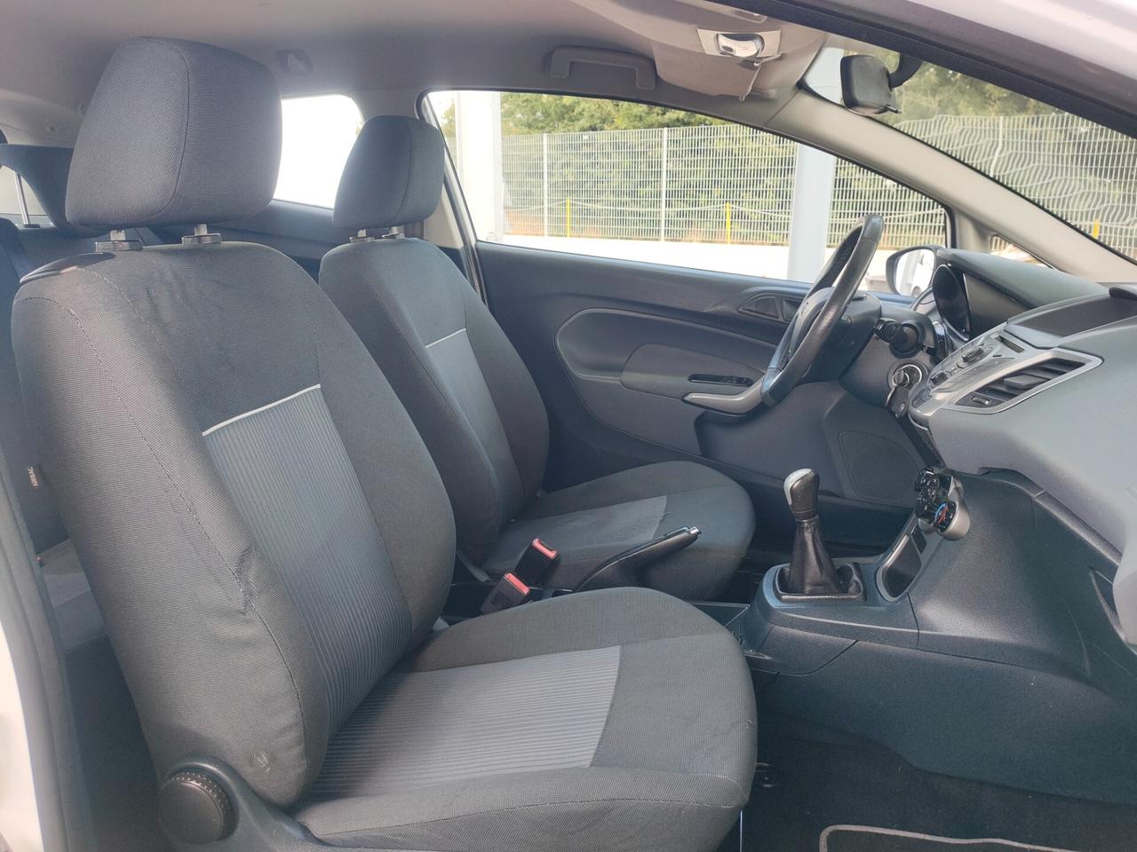Ford Fiesta Fiesta+ 1.4 TDCi 70CV 3 porte EURO 5 NEOPATENTATI