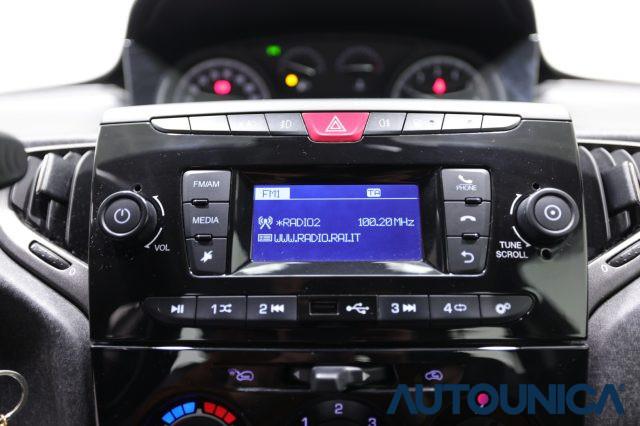 LANCIA Ypsilon 1.2 69 CV 5 PORTE GPL ECOCHIC ELEFANTINO BLU