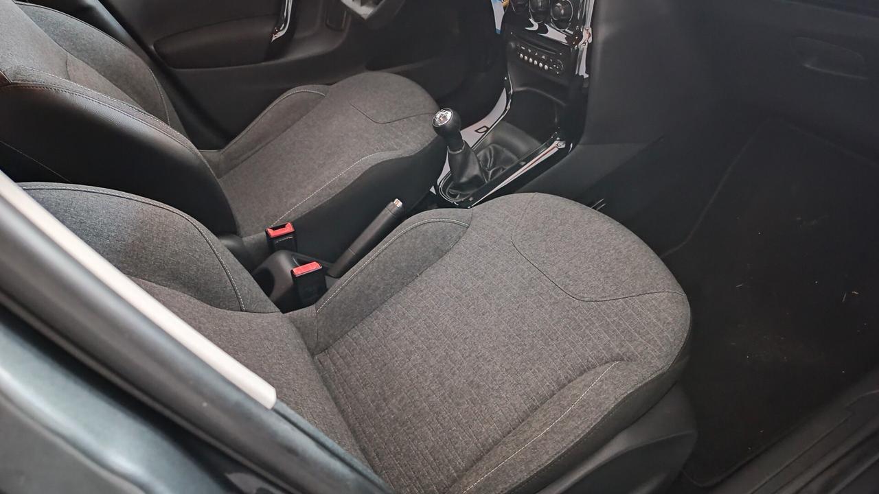 Citroen C3 PureTech 82 Live Edition