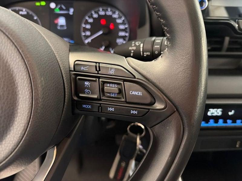 Toyota Yaris Hybrid Active MY22