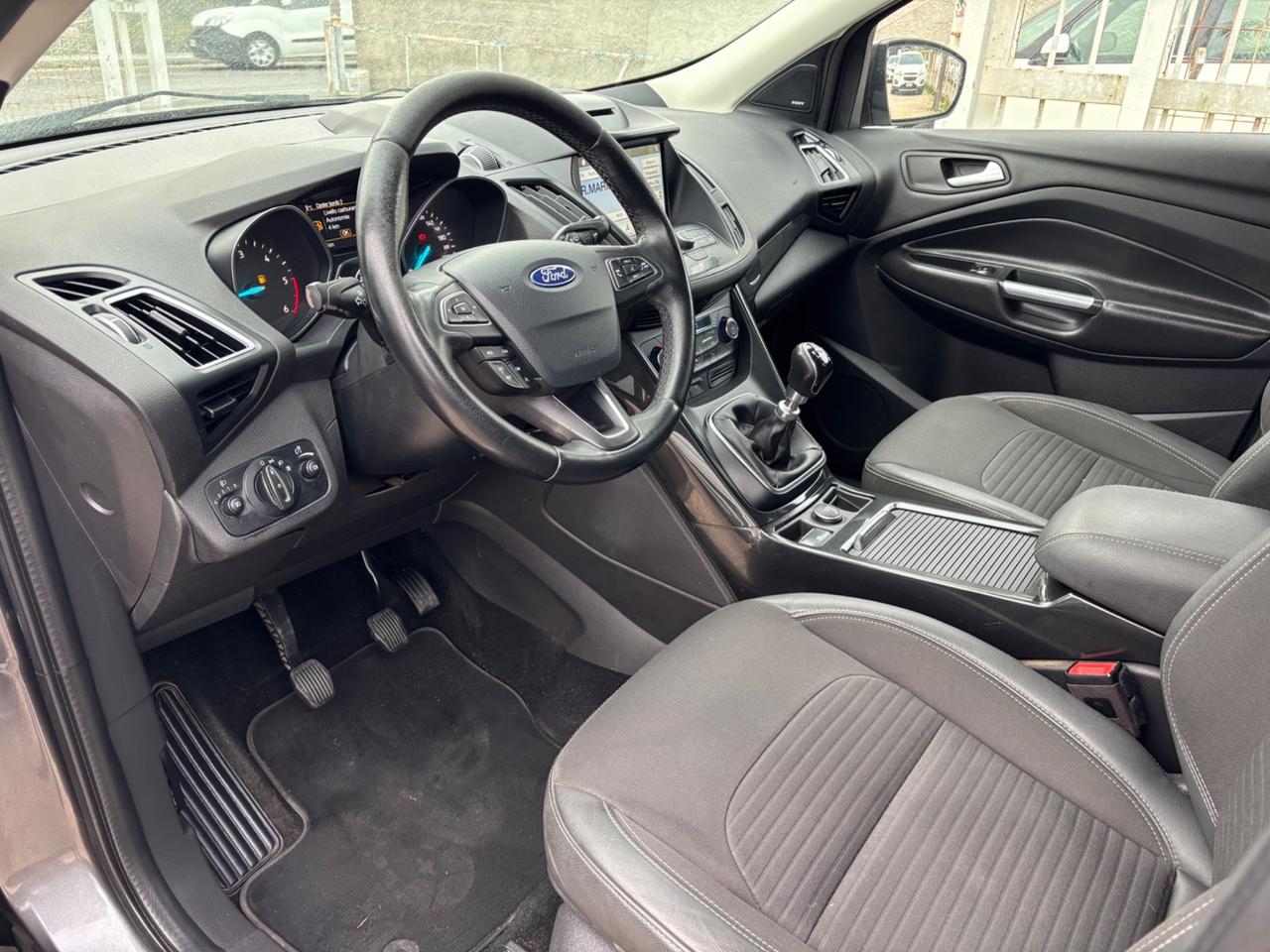 FORD KUGA 1.5TDCI 120CV FULL OPTIONAL