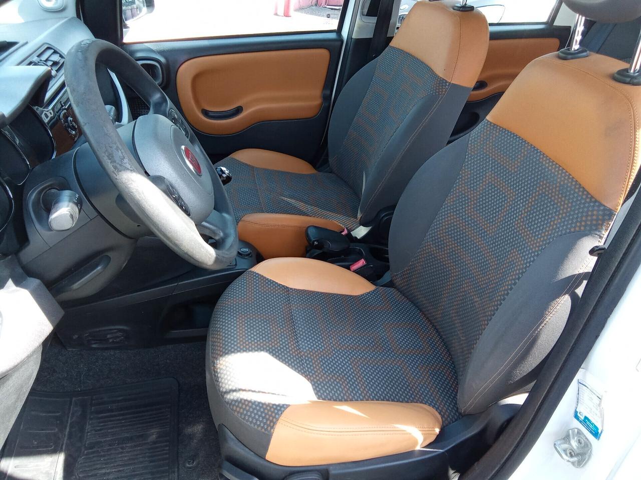 Fiat Panda 1.3 MJT 16V DPF 4x4 Climbing