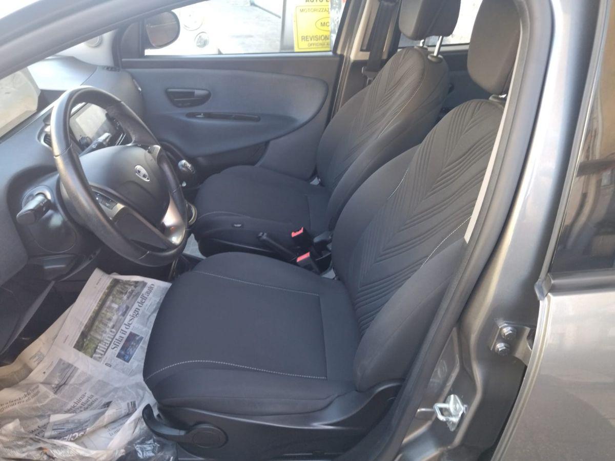 LANCIA Ypsilon 1.0 FireFly 5p.S&S Hybryd Gold 2022