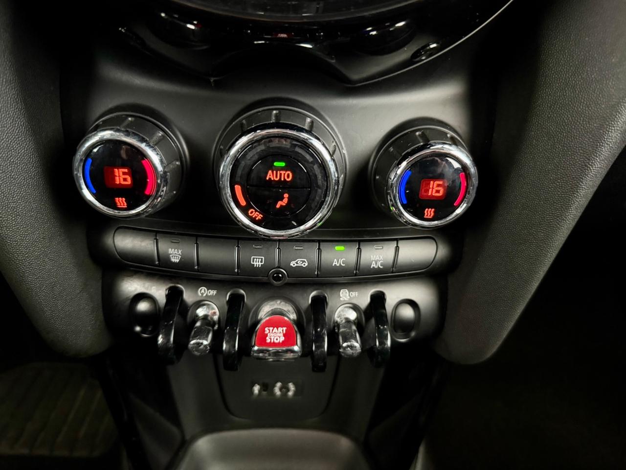 Mini Mini Cooper 2.0 SD Hype JCW 3p