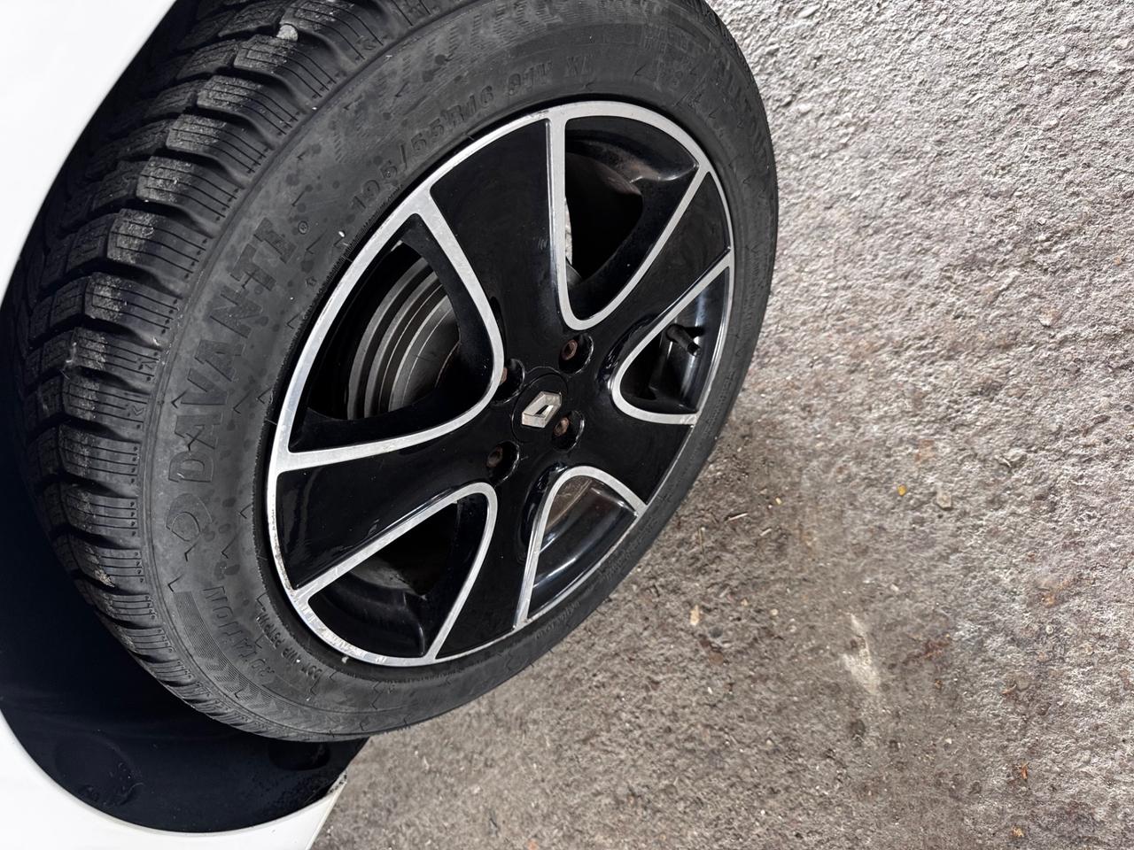 Renault Clio TCe 12V 90 CV neopatentati
