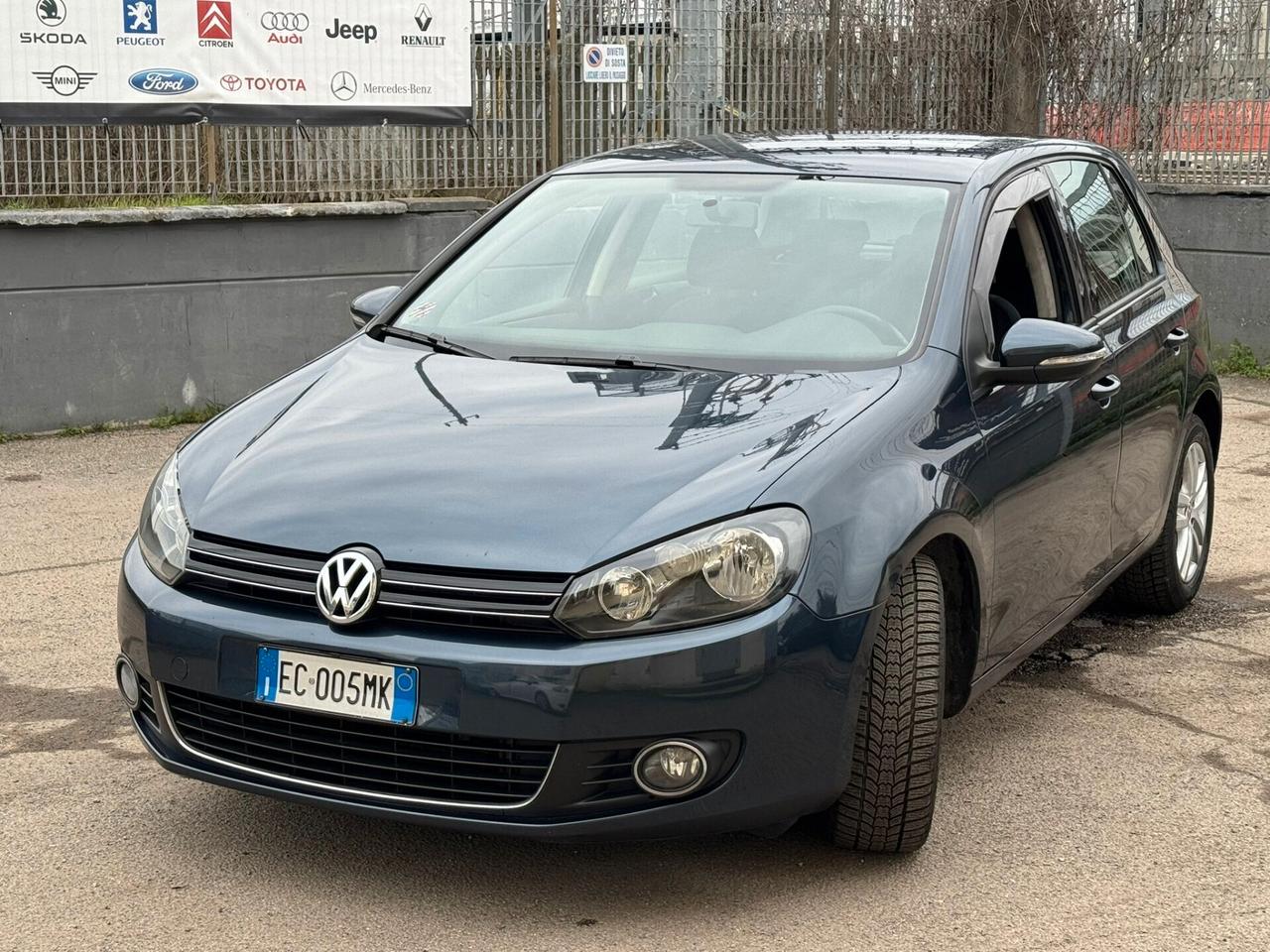 Volkswagen Golf 1.6 TDI DPF 5p. Highline
