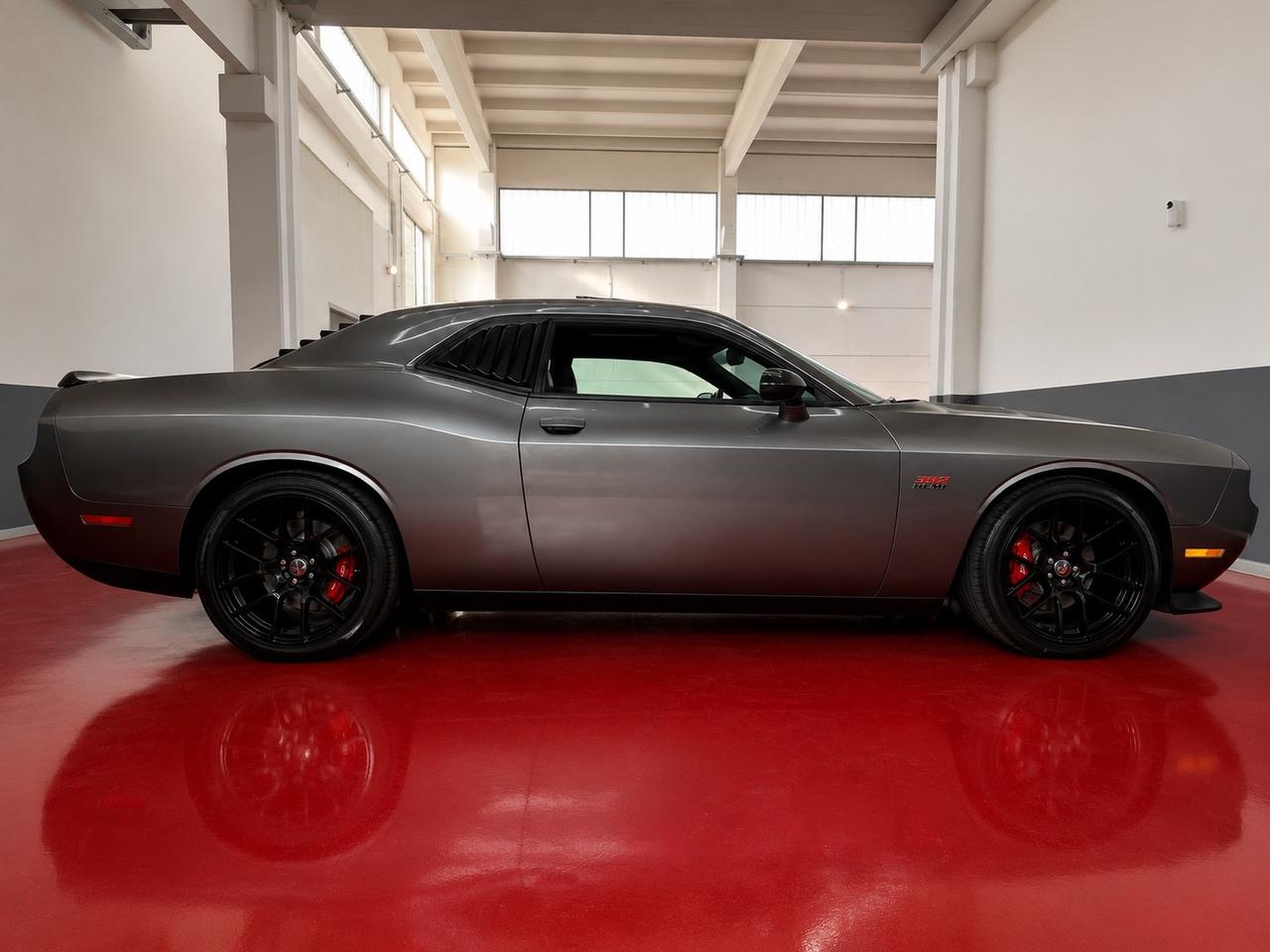 Dodge Challenger 6.4 v8 477cv