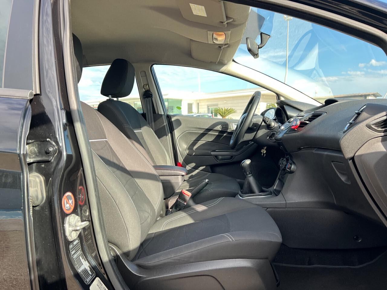 Ford Fiesta 1.4 5p. Bz.- GPL Titanium - 2013
