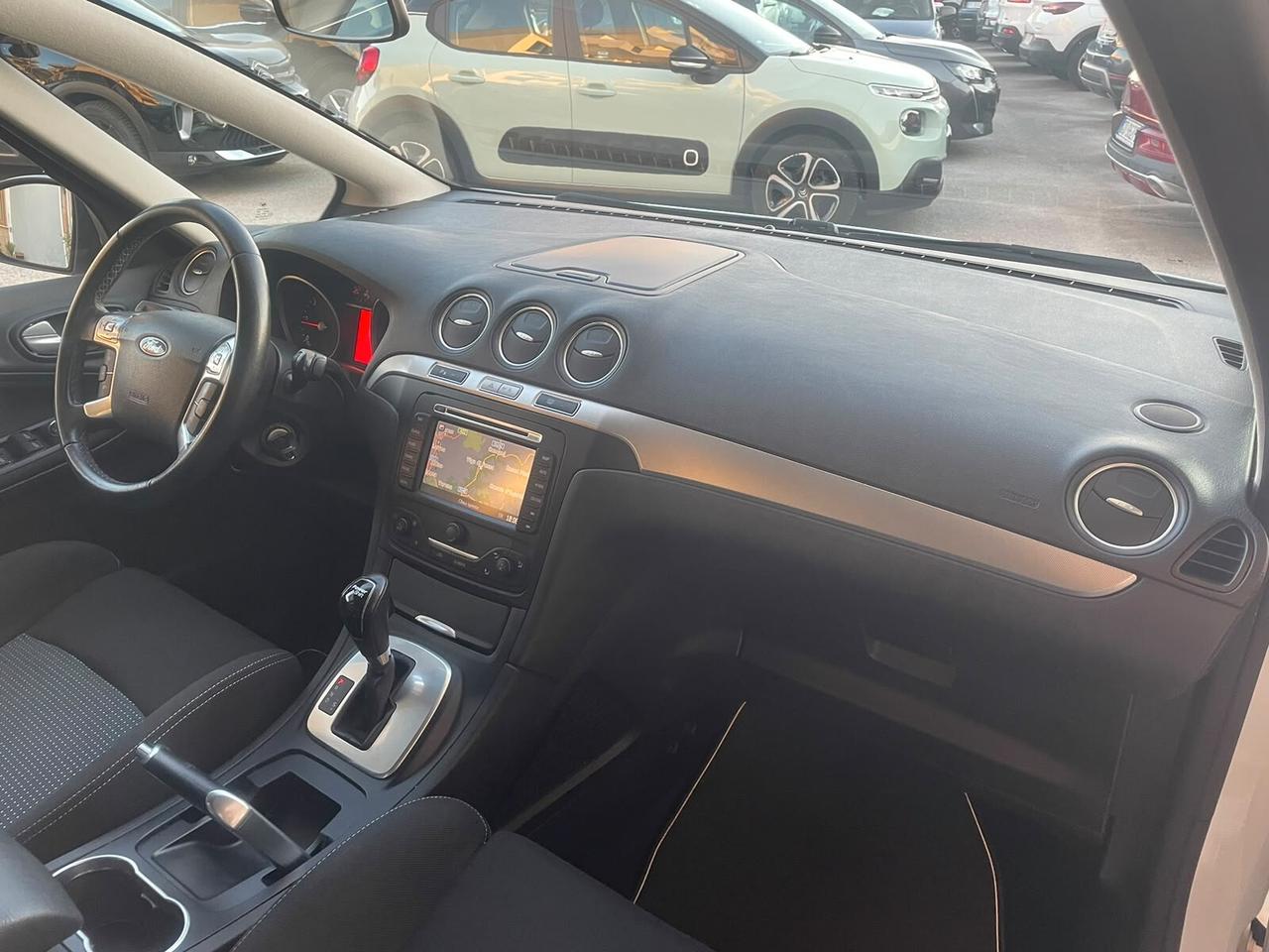Ford S-Max 2.0 TDCi 163CV Powershift 7 posti Business Nav
