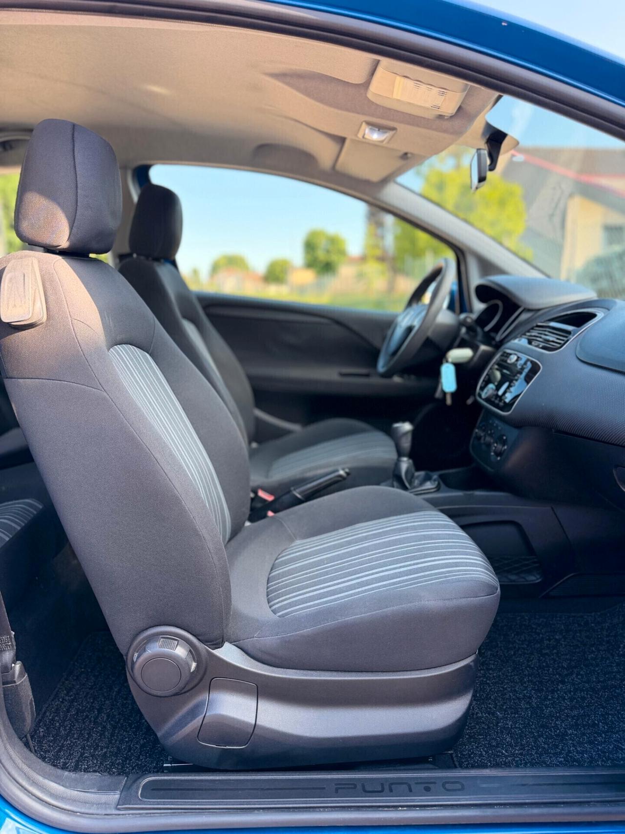 Fiat Punto Evo 1.4 3 porte automatico GPL