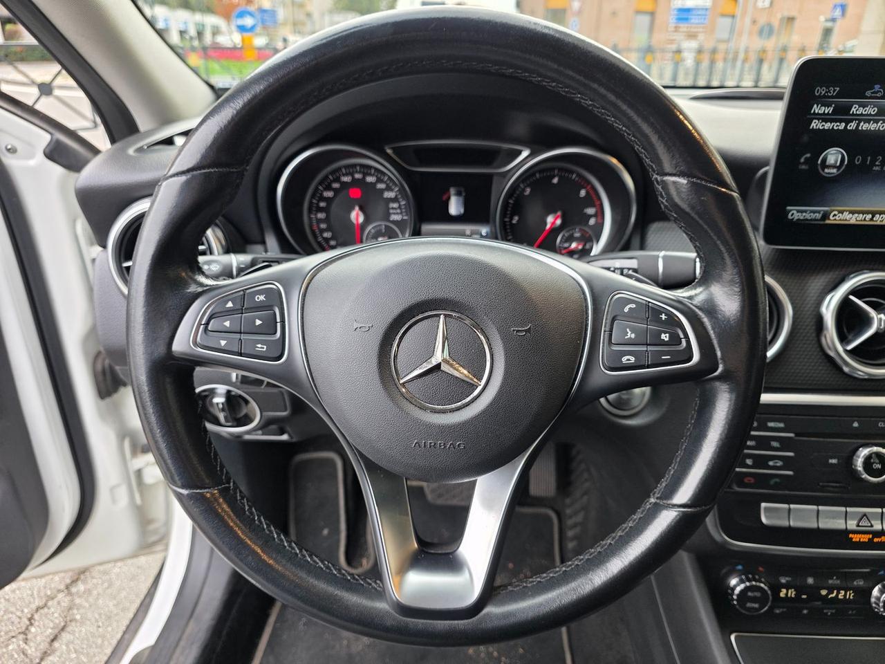 Mercedes-Benz GLA 200 GLA-Clas #7563