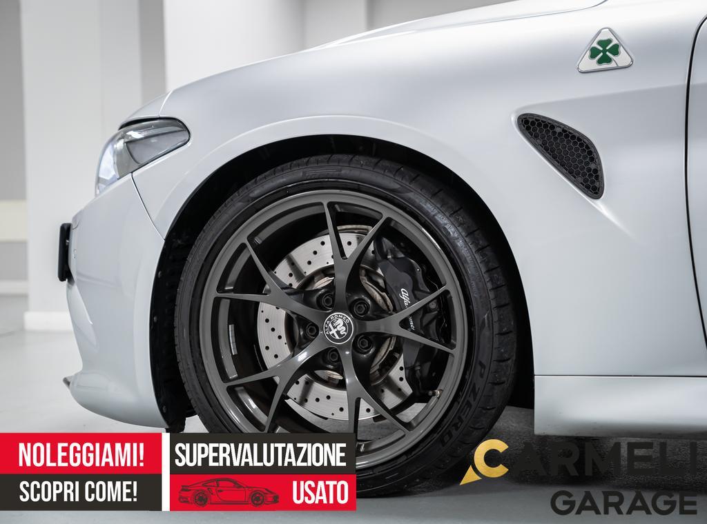 Alfa Romeo Giulia Berlina 2.9 V6 Bi-Turbo AT8 Quadrifoglio 510CV
