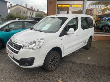 Peugeot Partner Tepee BlueHDi 100 4x4 Outdoor Traction Control