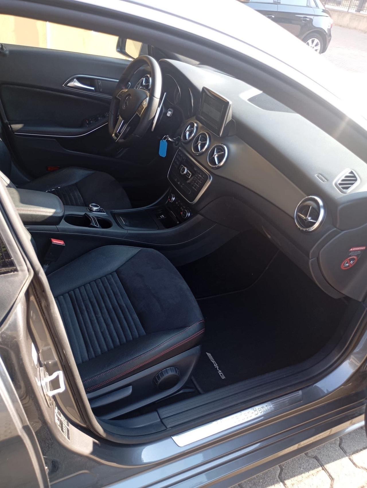 Mercedes-benz CLA 220 CDI Automatic Premium