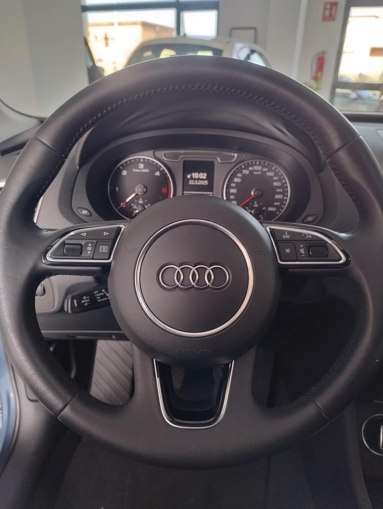 Audi Q3 2.0 TDI 150 CV Business