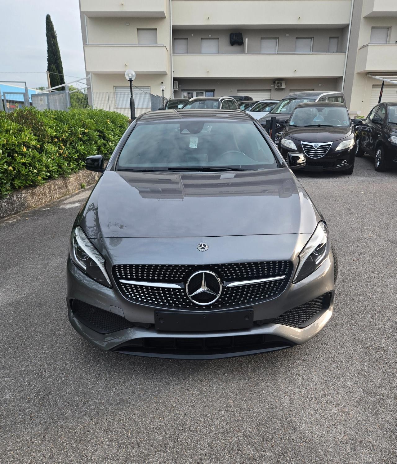 Mercedes-benz A 200 AMG-Line Sport