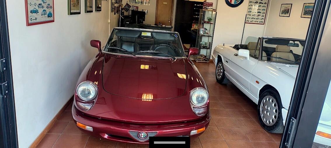 Alfa Romeo Spider 1.6