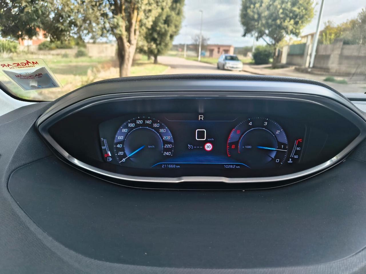 Peugeot 3008 BlueHDi 120 S&S EAT6 GT Line