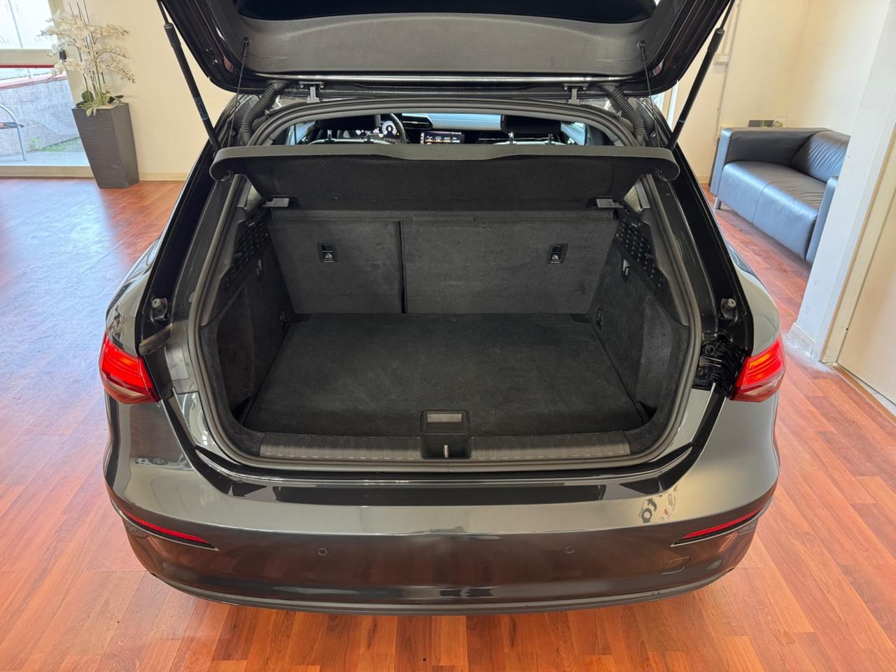 AUDI A3 SPB 35 TDI S TRONIC IDENTITY BLACK - MY21