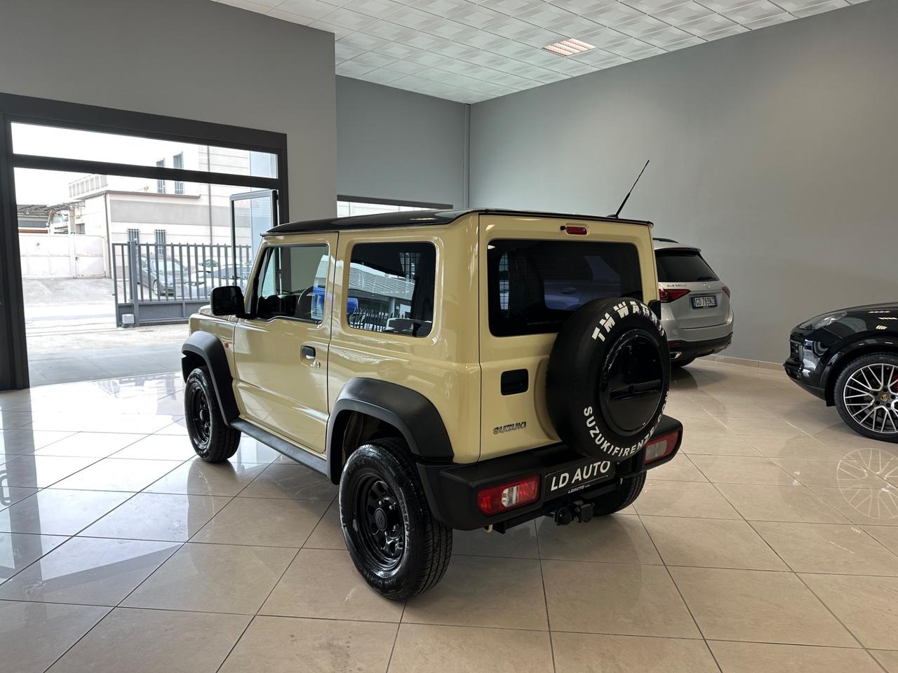 Suzuki Jimny 1.5 5MT Easy PRO (N1) AUTOCARRO