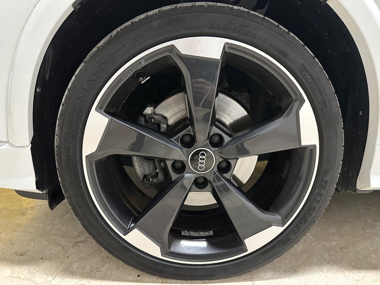 Audi Q2 35 TDI quattro S tronic line Edition