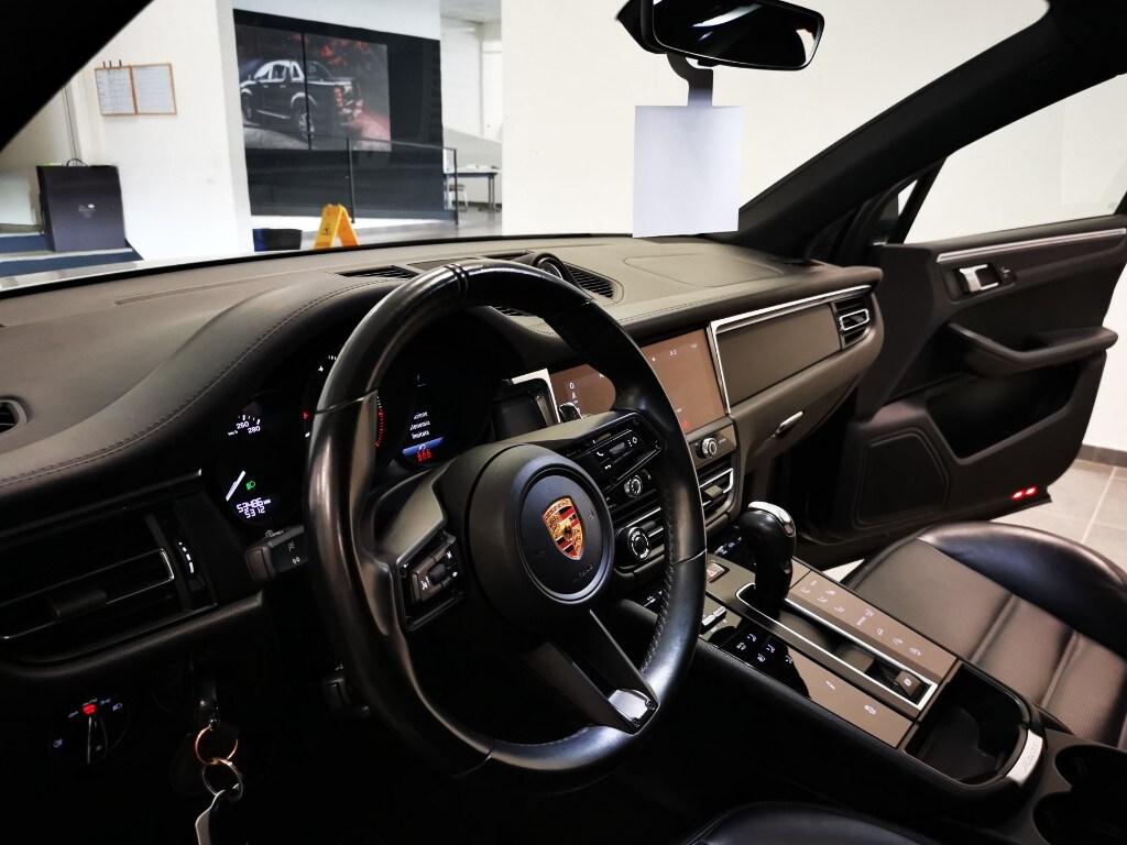 PORSCHE Macan 2.0 T