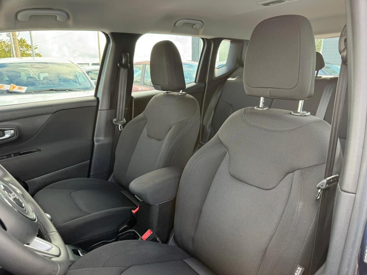 Jeep Renegade 1.6 Mjt 130 CV Longitude