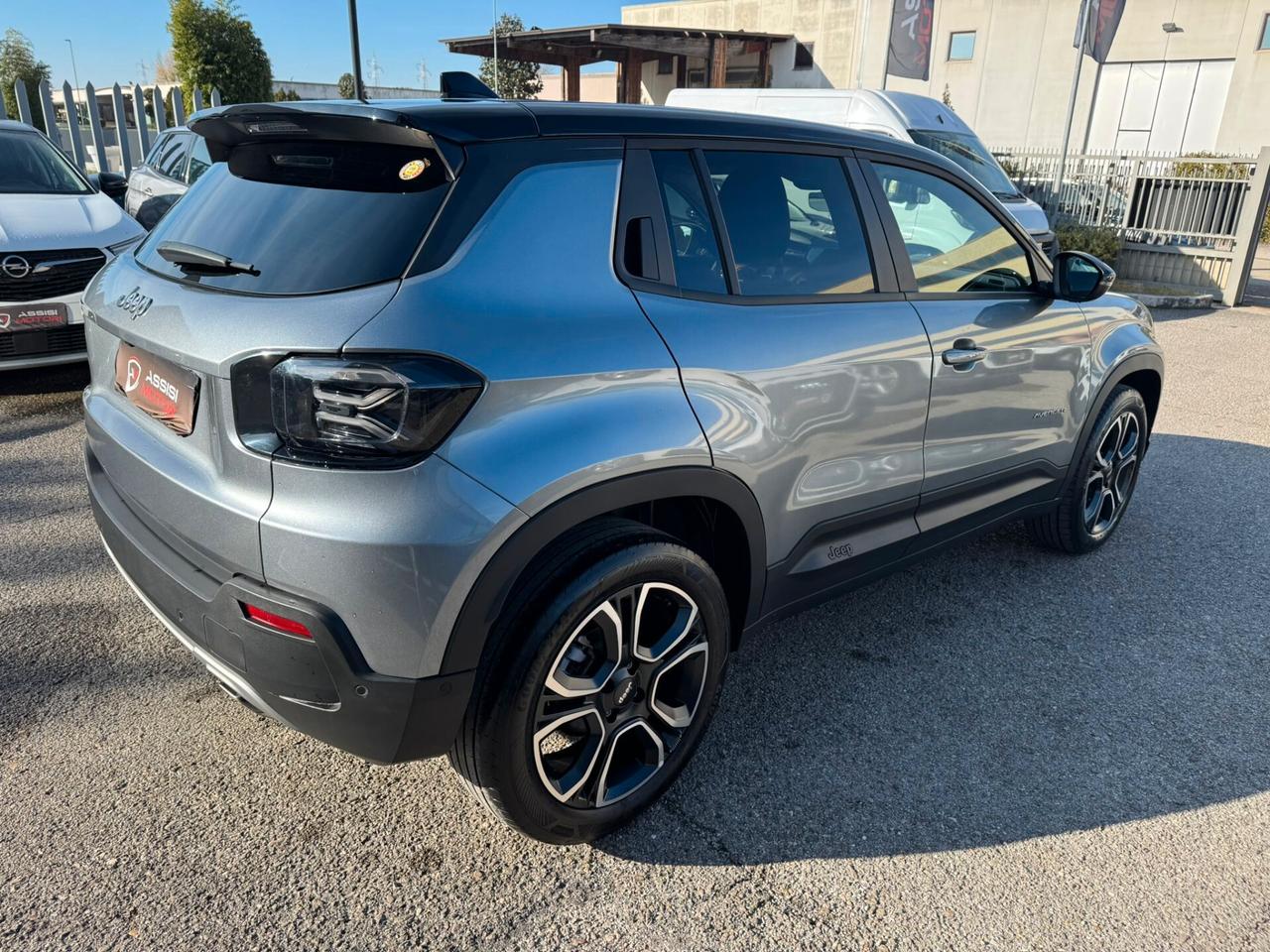 Jeep Avenger 1.2 Turbo 100 CV Summit