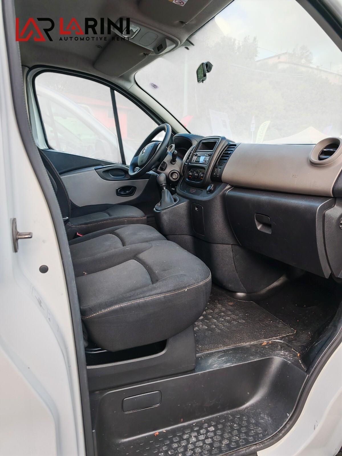 9 POSTI - Renault Trafic 1.6 dCi 125CV Intens – GARANZIA 12 MESI – FINANZIABILE!