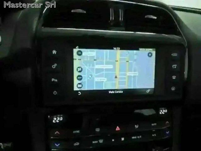 JAGUAR F-Pace F-Pace 2.0d i4 Pure awd 180cv - FL778XY